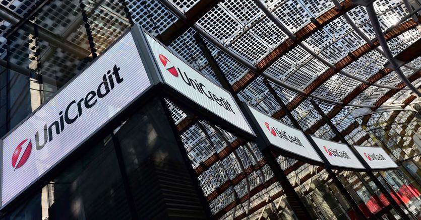 Unicredit accordo definitivo con Pimco e Fortress per vendita 17